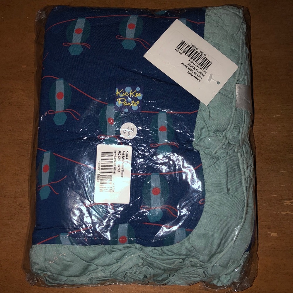 Kickee toddler blanket